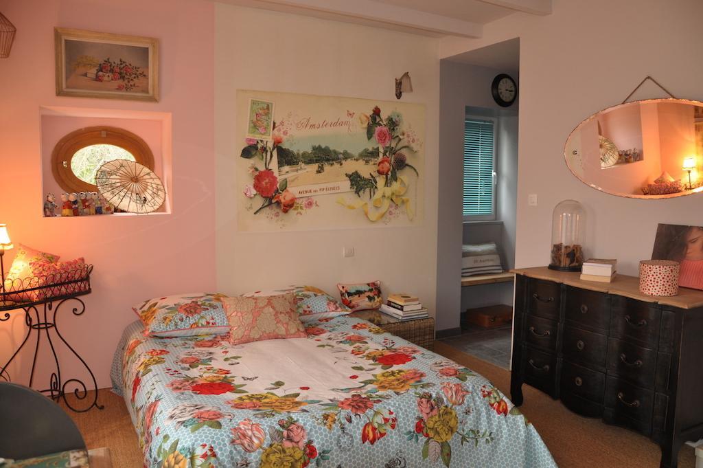 La Maison De Rose Bed and Breakfast Brossac Pokój zdjęcie